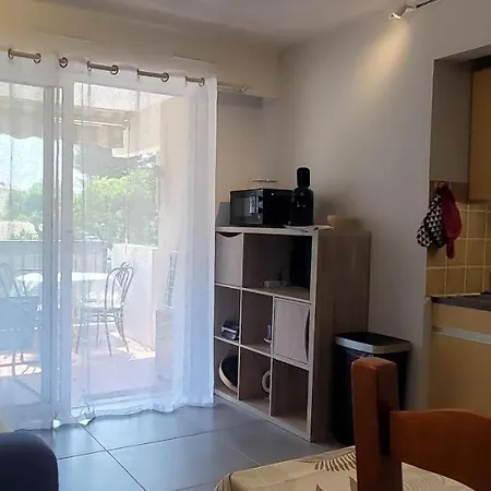 Port Frejus, Le Pre Saint Armand T2, 4 Personnes, Apartment